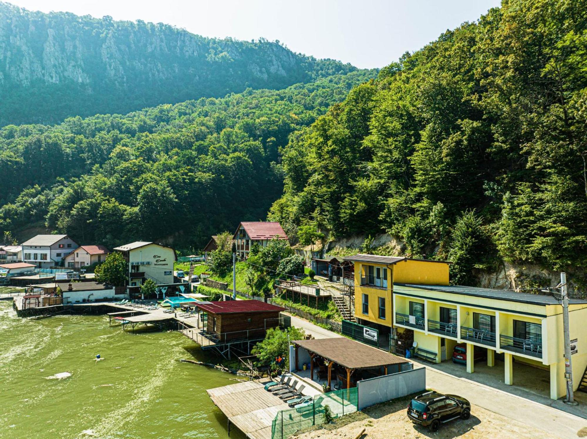 두보바 Casa Beasarah. 빌라 외부 사진